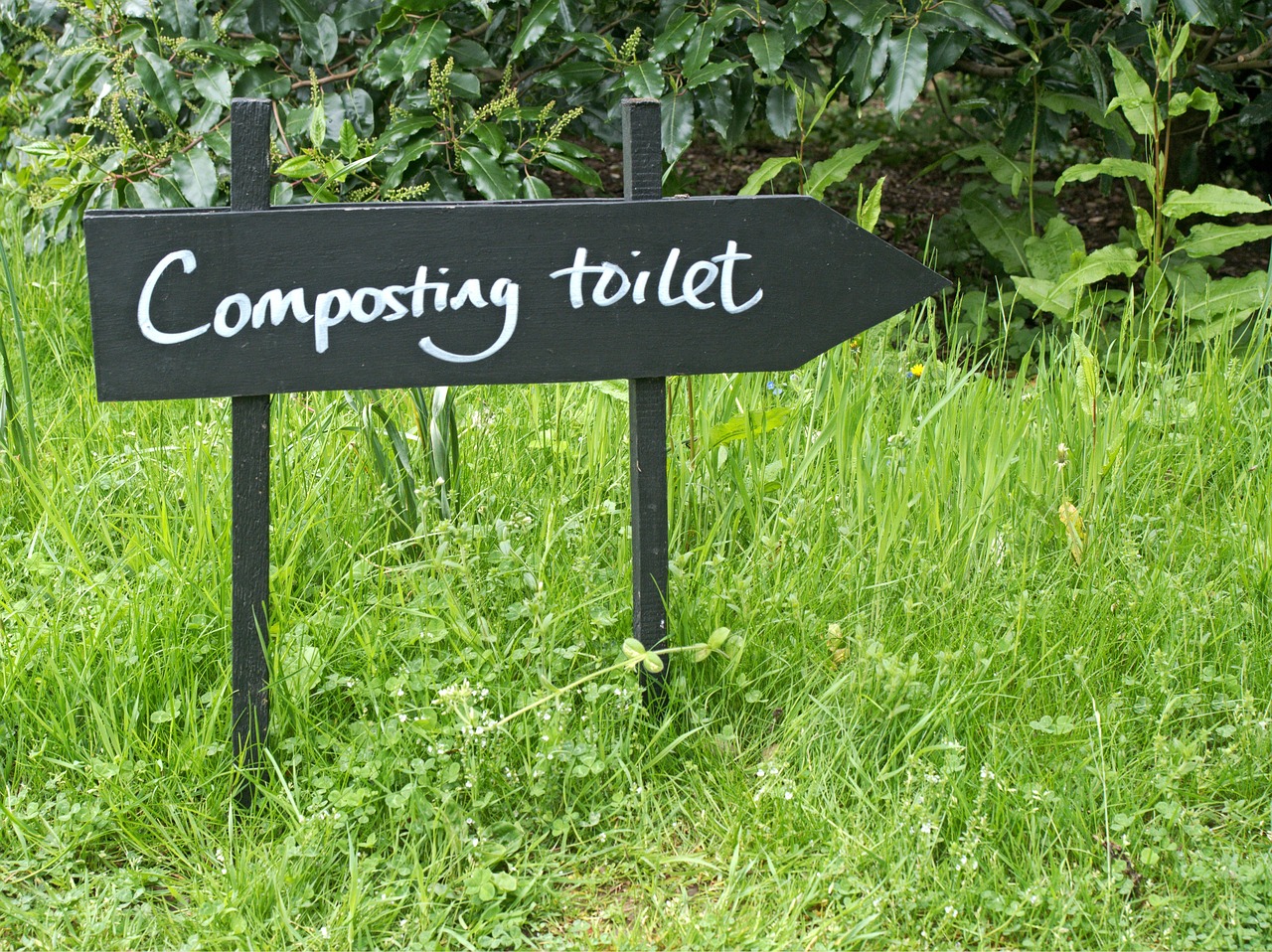Composting Toilets: From Waste to Wonder and Fertilizer Gold!